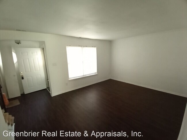 Building Photo - 3 br, 1.5 bath House - 5839 E. Hastings Arch