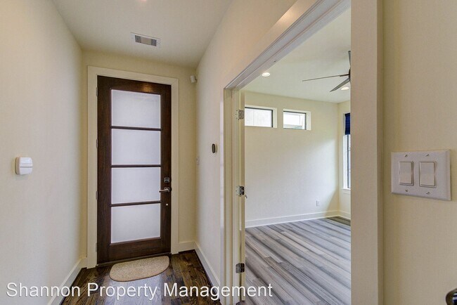 Foto del edificio - 3 br, 3.5 bath House - 1620 Alamo St