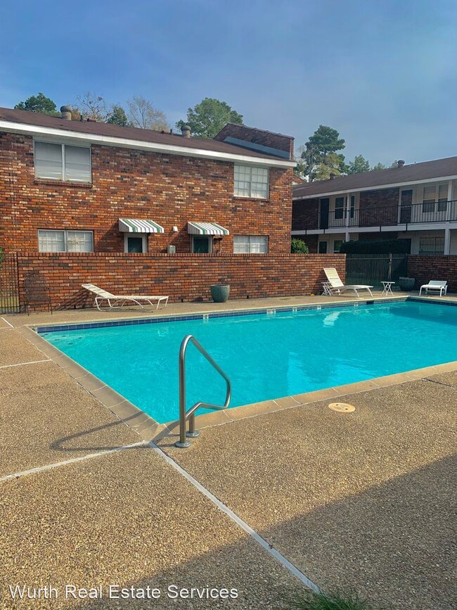 Building Photo - 2 br, 2 bath House - 1701 Lobdell Ave. APT 43