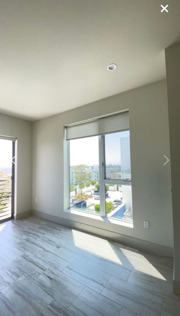 Interior Photo - La Vida Melrose