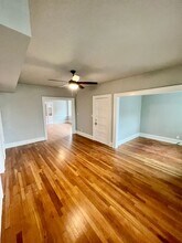 Building Photo - 402 N Sheppard St