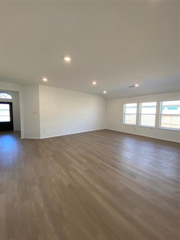 Foto del edificio - 3815 Rock Ledge Dr