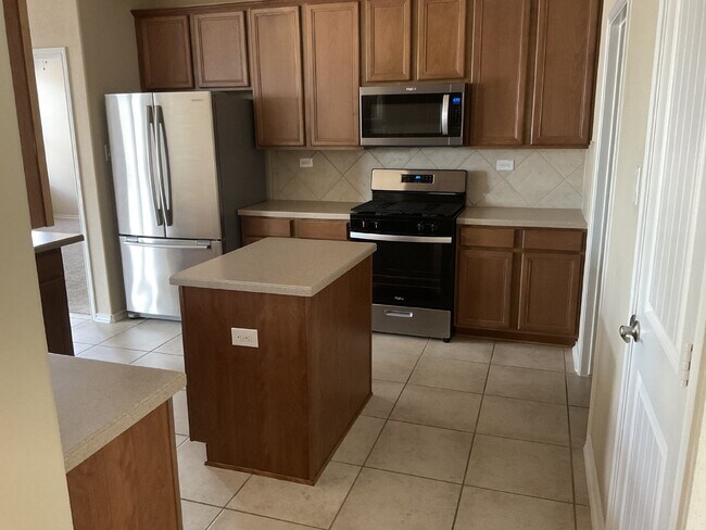 Foto del edificio - Gorgeous 4/2.5 Home for Rent