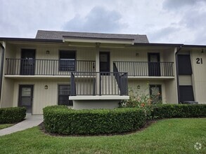 Building Photo - 21 Plantation Dr