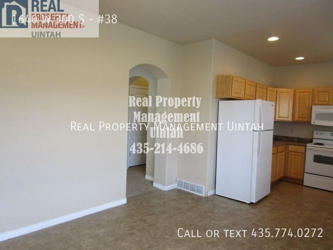 Building Photo - 1640 W 300 S