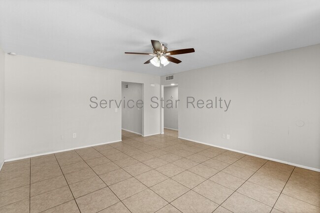 Foto del edificio - 5321 West Campbell Ave