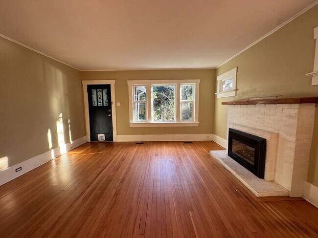 Photo du bâtiment - 31173 Dewdney Trunk Rd