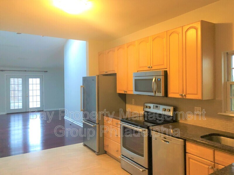 Primary Photo - 1605 S 12th St
