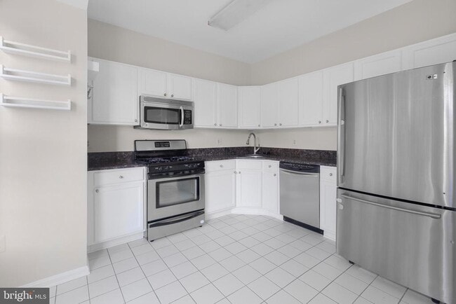 Building Photo - 2542 Logan Wood Dr