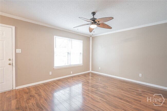 Foto del edificio - 34 Hidden Lake Ct