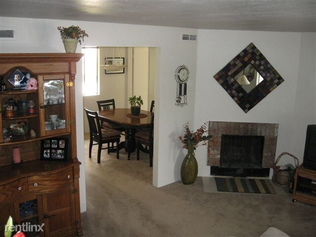 Primary Photo - 14614 NE 3rd St