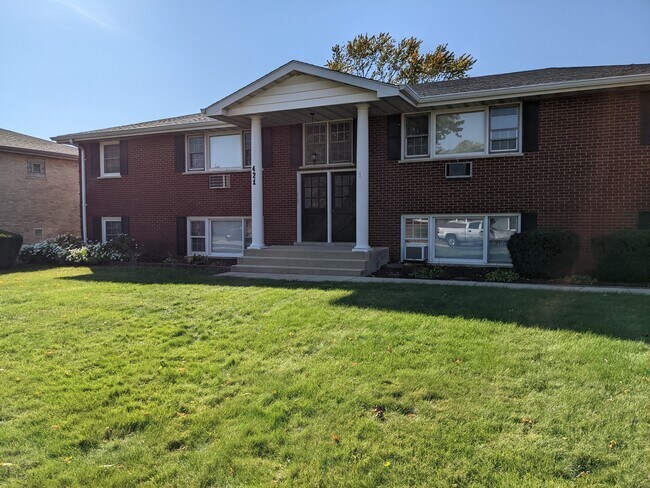 Foto del edificio - 421 Bethel Dr