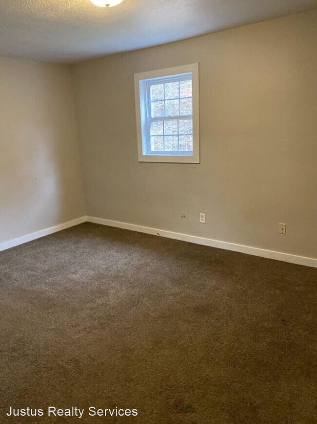 Building Photo - 3 br, 2 bath House - 245 Lake Hart Street