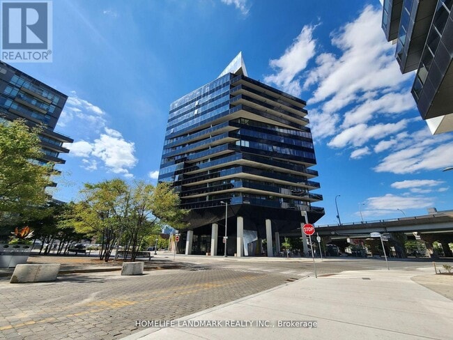 Building Photo - 21-1221 Lawren Harris Square