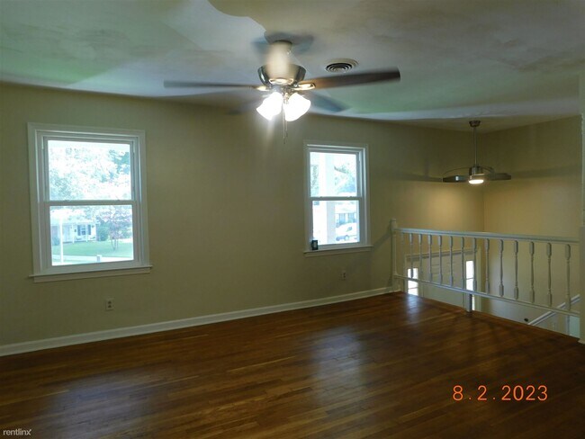 Building Photo - 5 br, 2.5 bath House - 3873 Liberty Ridge Rd