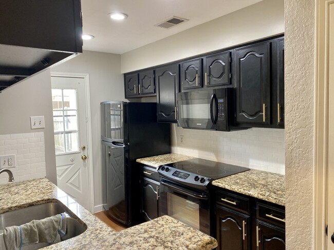 Foto del edificio - 14333 Preston Rd