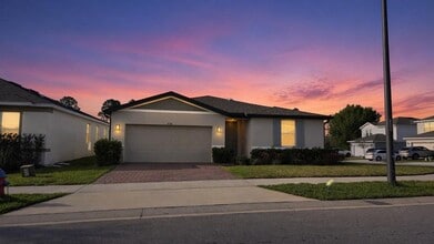 Building Photo - 17301 Back Bay Ct