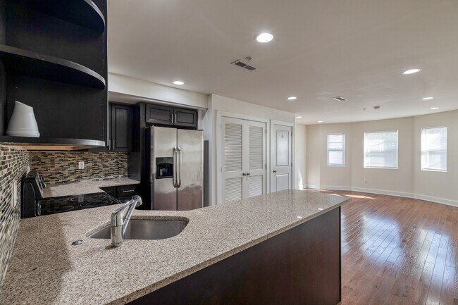 Foto del edificio - 1228 N 25th St