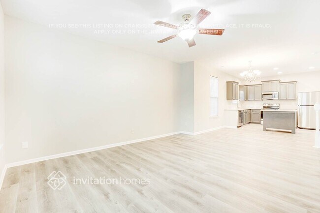 Foto del edificio - 1804 Laurel Green Way