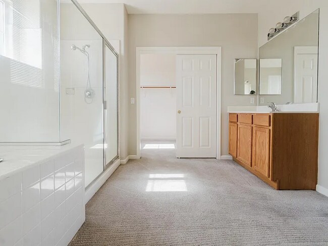 Building Photo - 4255 E Morada Ln