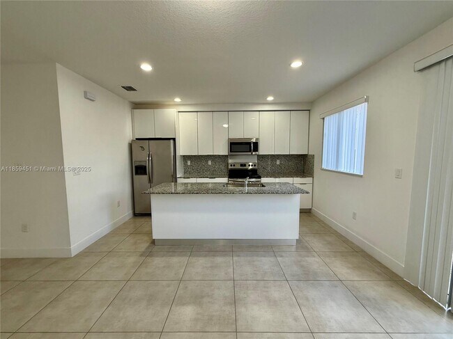 Building Photo - 14267 SW 126th Path