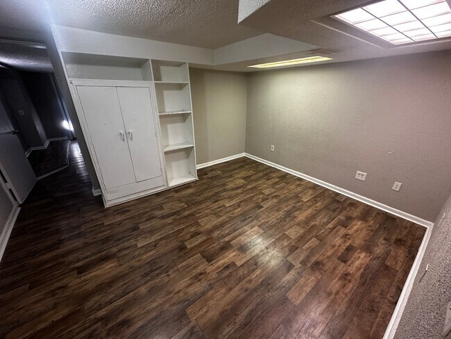 Foto del edificio - 708 Powell St