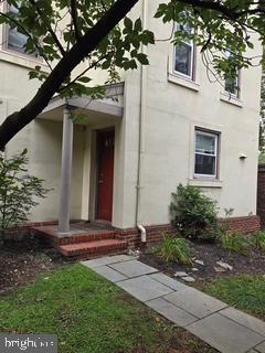 Building Photo - 2501 Christian St