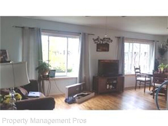 Foto del edificio - 32718 Grand River Ave