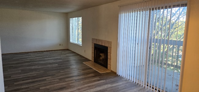 Building Photo - 12716 13th Ln SW