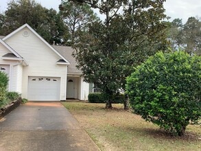Building Photo - 755 Willow Springs Dr