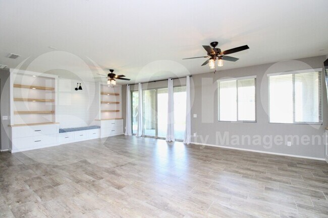 Building Photo - 22484 East Silver Creek Lane
