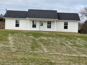 Building Photo - 497 Coile Rd