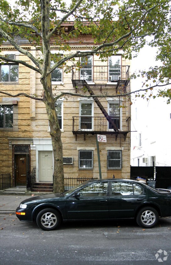 Primary Photo - 1364 44th St
