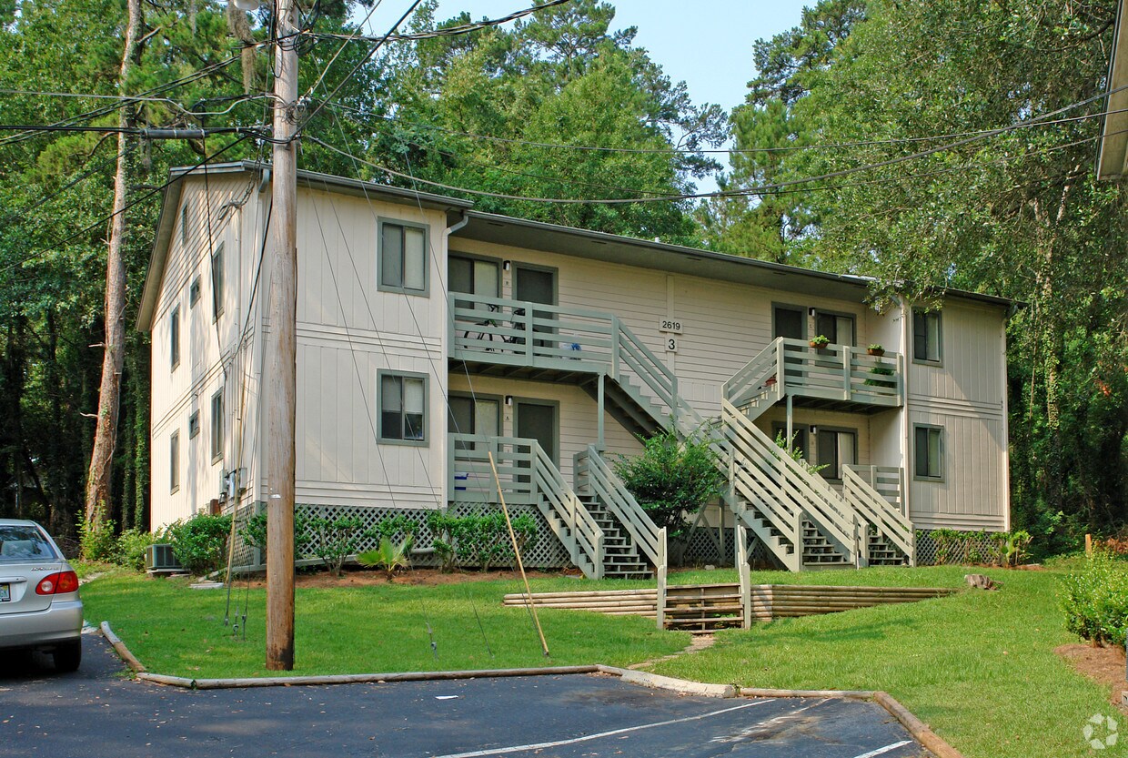 Primary Photo - 2619 N Point Blvd