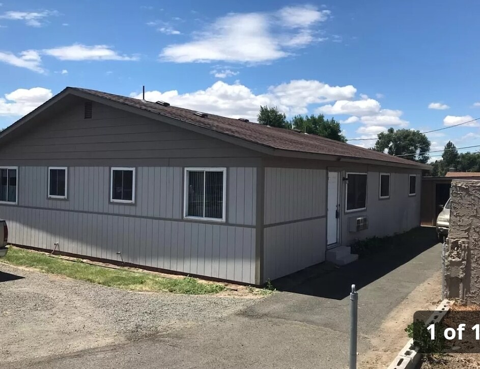 1104 S 40th Ave, Yakima, WA 98908 Townhome Rentals in Yakima WA