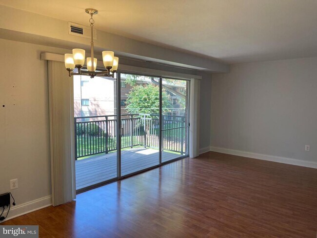 Foto del edificio - 7344 Lee Hwy
