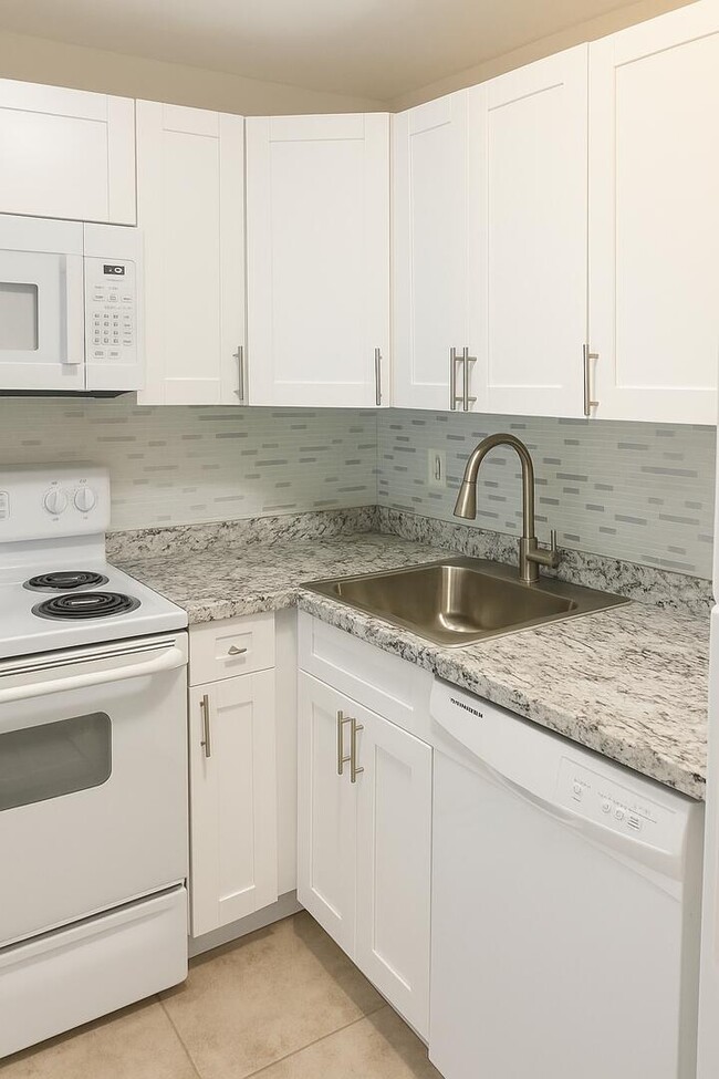 Foto del edificio - 4850 NE 5th Ave