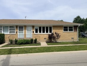 Building Photo - 624 Prairie Ave