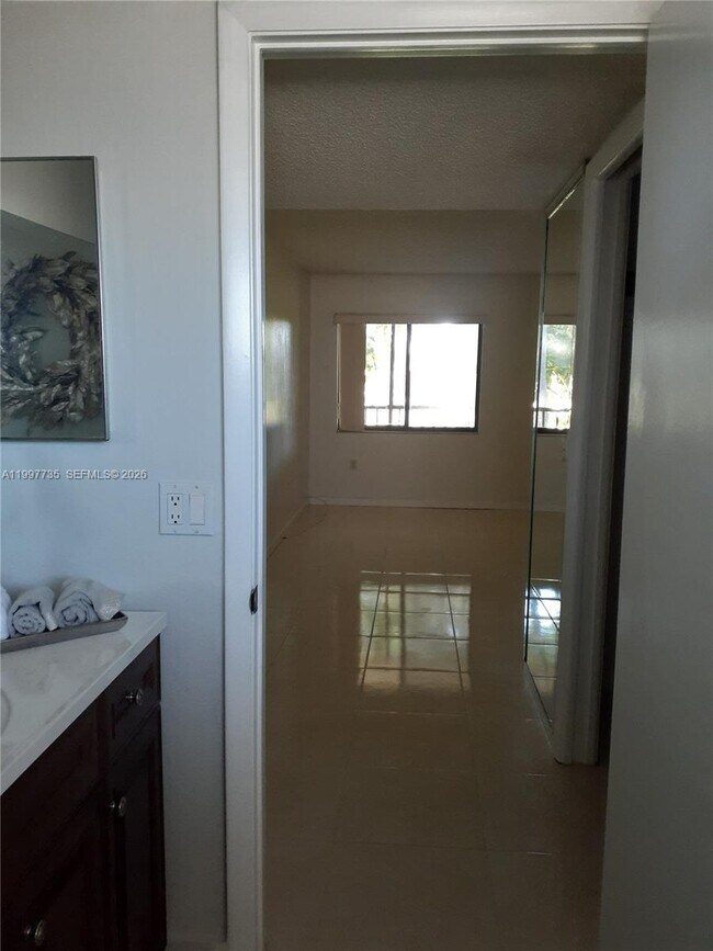 Foto del edificio - 8415 SW 107th Ave