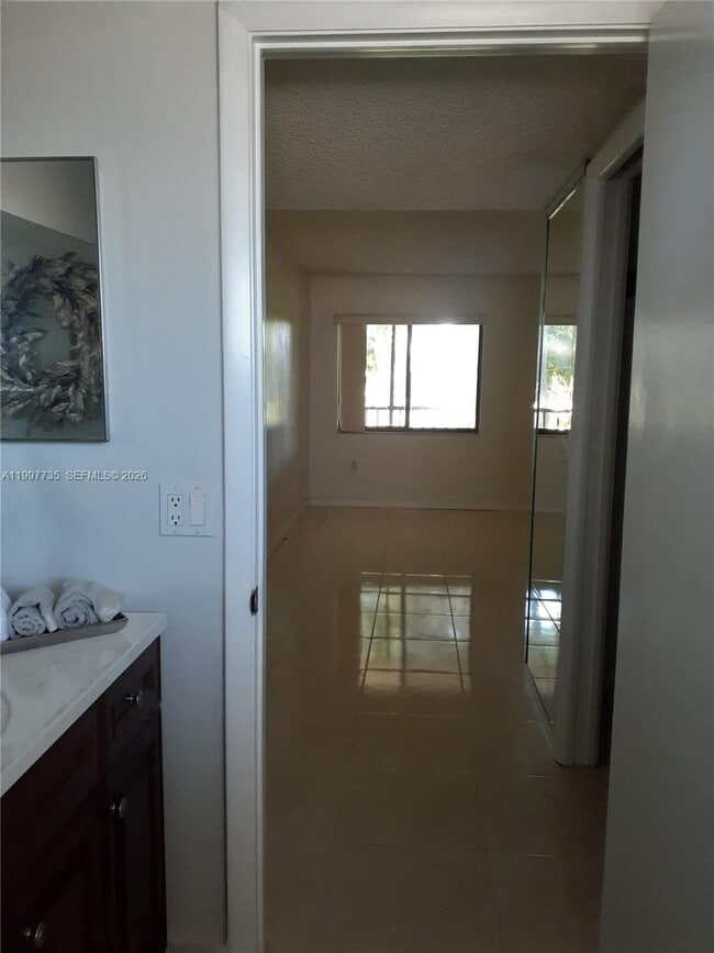 Building Photo - 8415 SW 107th Ave