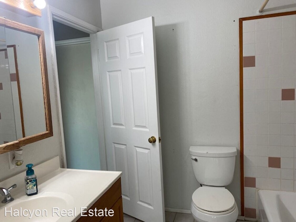 Primary Photo - 4 br, 2 bath House - 14537 Garden Road
