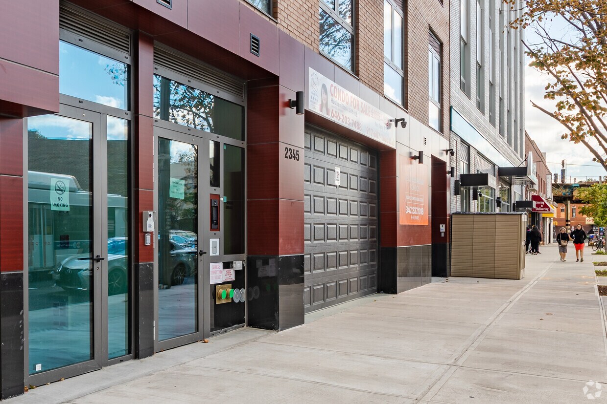 Building Photo - 2345 60th St
