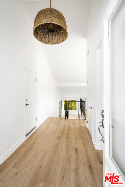 Foto del edificio - 21443 Iglesia Dr