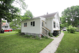 Building Photo - 210 Cross St