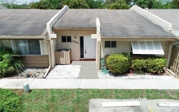Building Photo - 2309 N 37th Ave