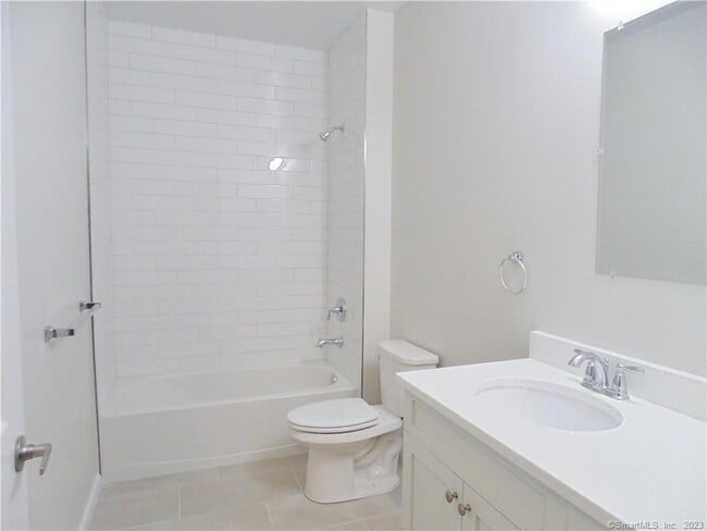 Foto del edificio - 2838 Fairfield Ave