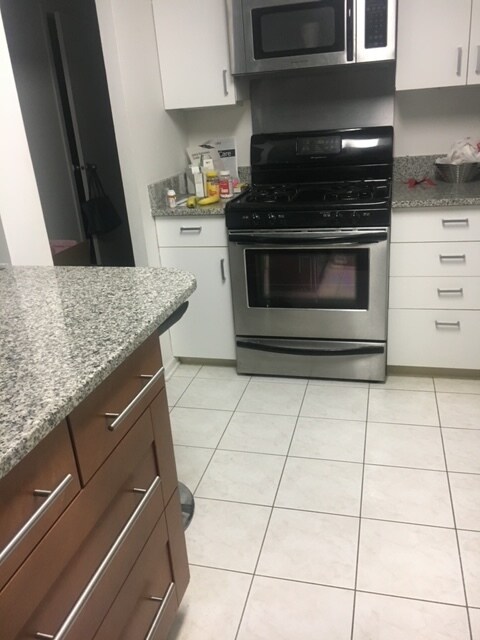 Foto del edificio - 1250 Park Ave W
