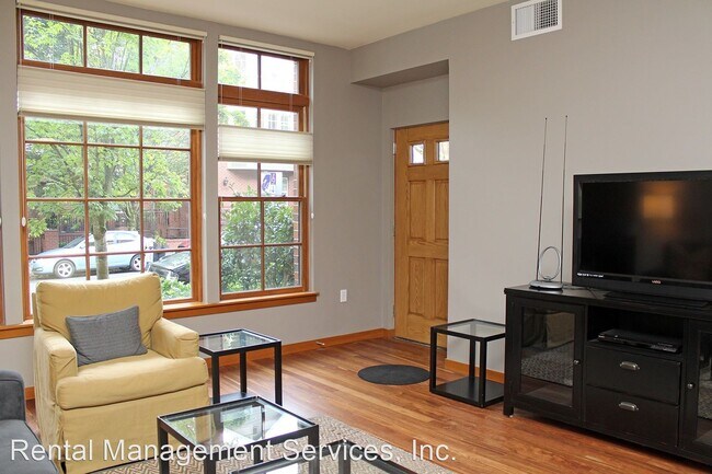 Foto del edificio - 1 br, 1 bath House - 2335 NW Raleigh St #109