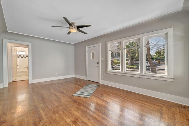 Photo - 1116 Meredith Ave House