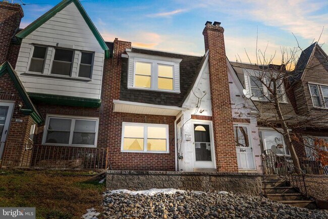 Foto del edificio - 4313 Teesdale St